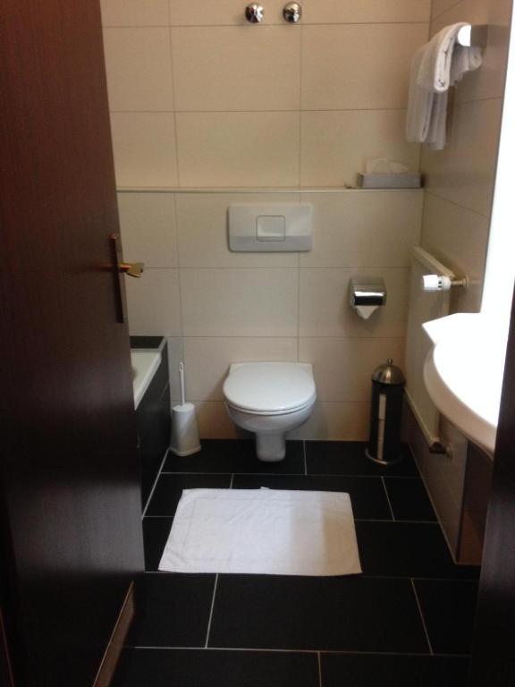 City Hotel Hotel