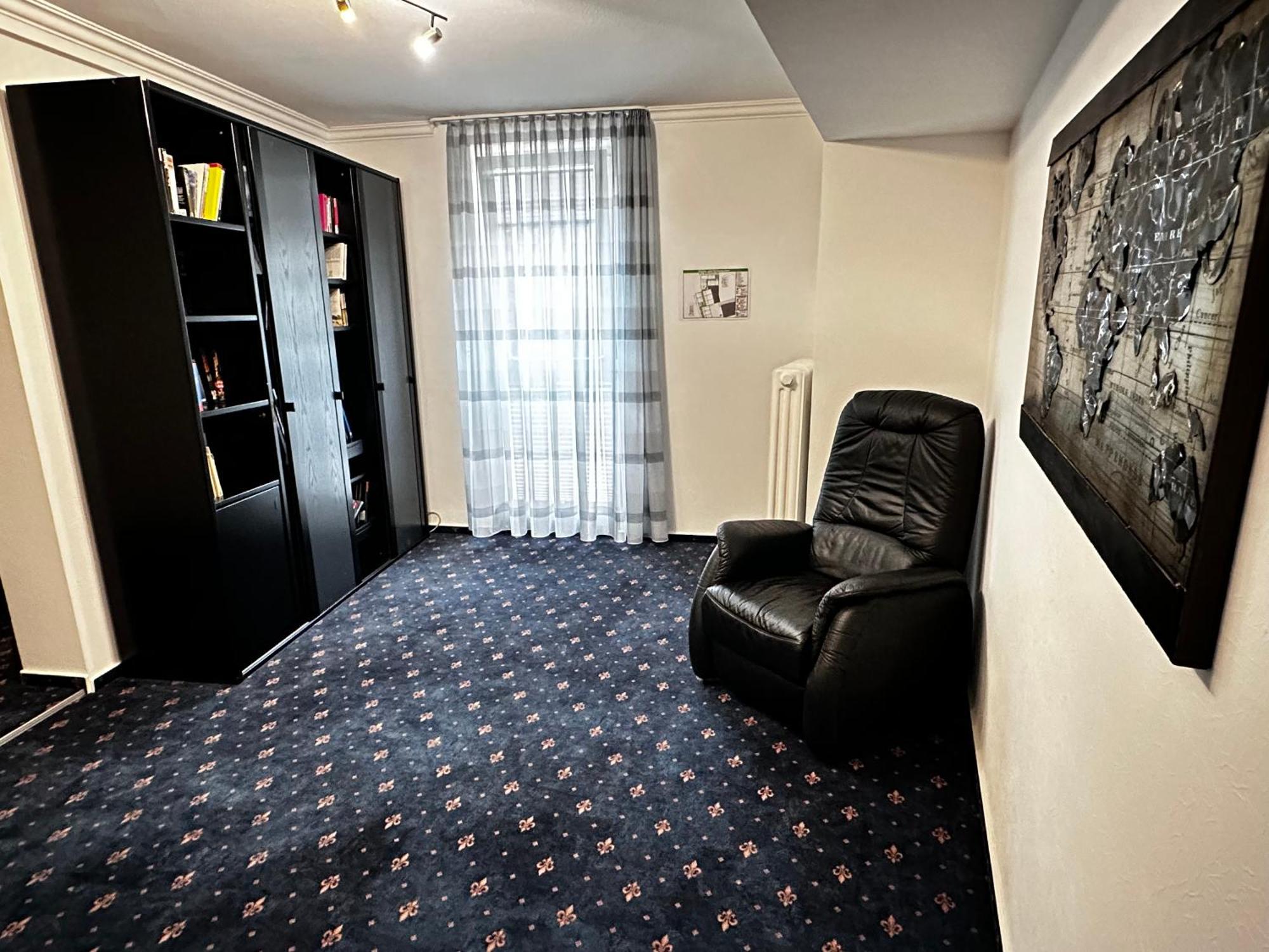 City Hotel 3*