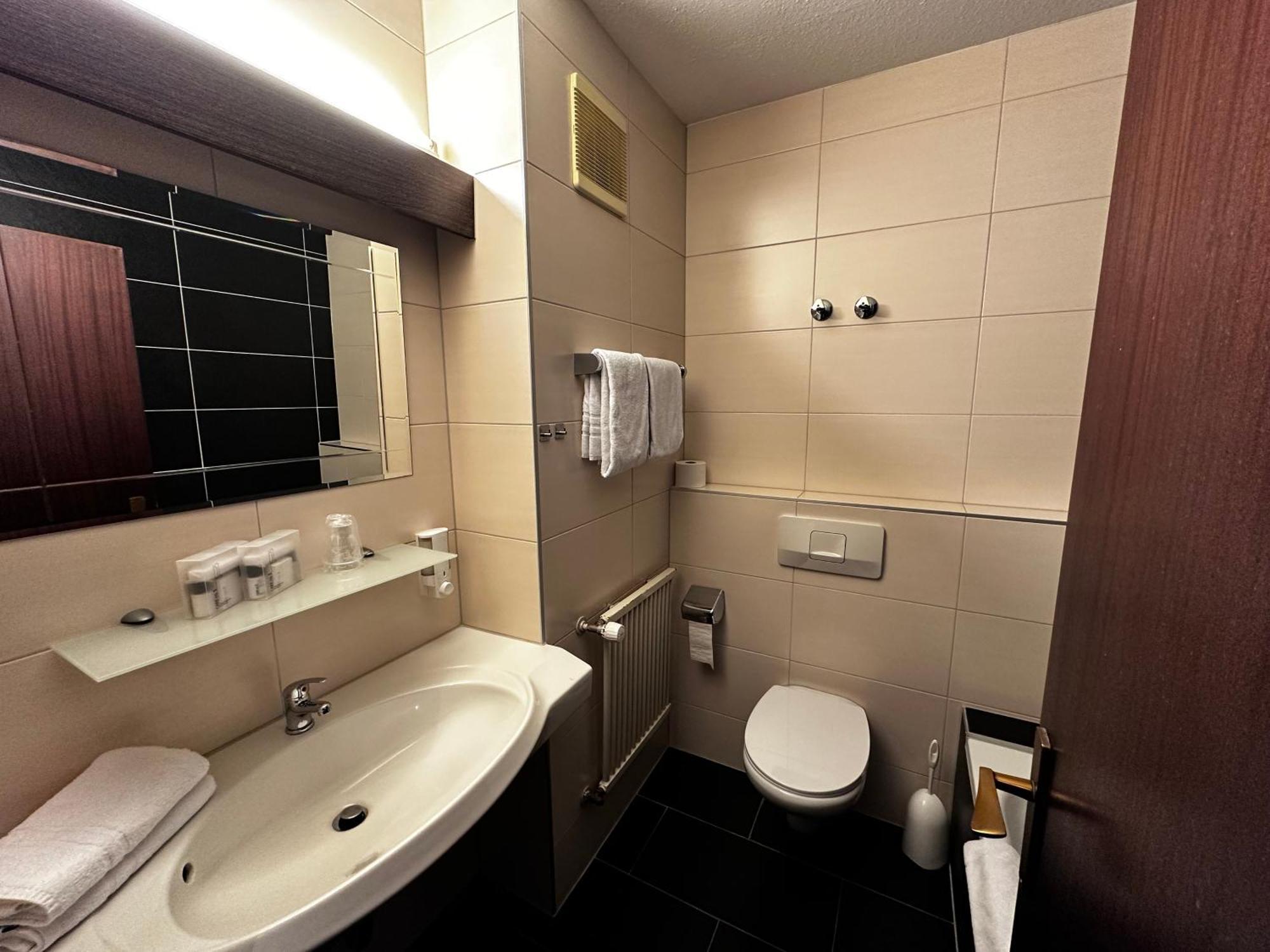 Hotel City Hotel