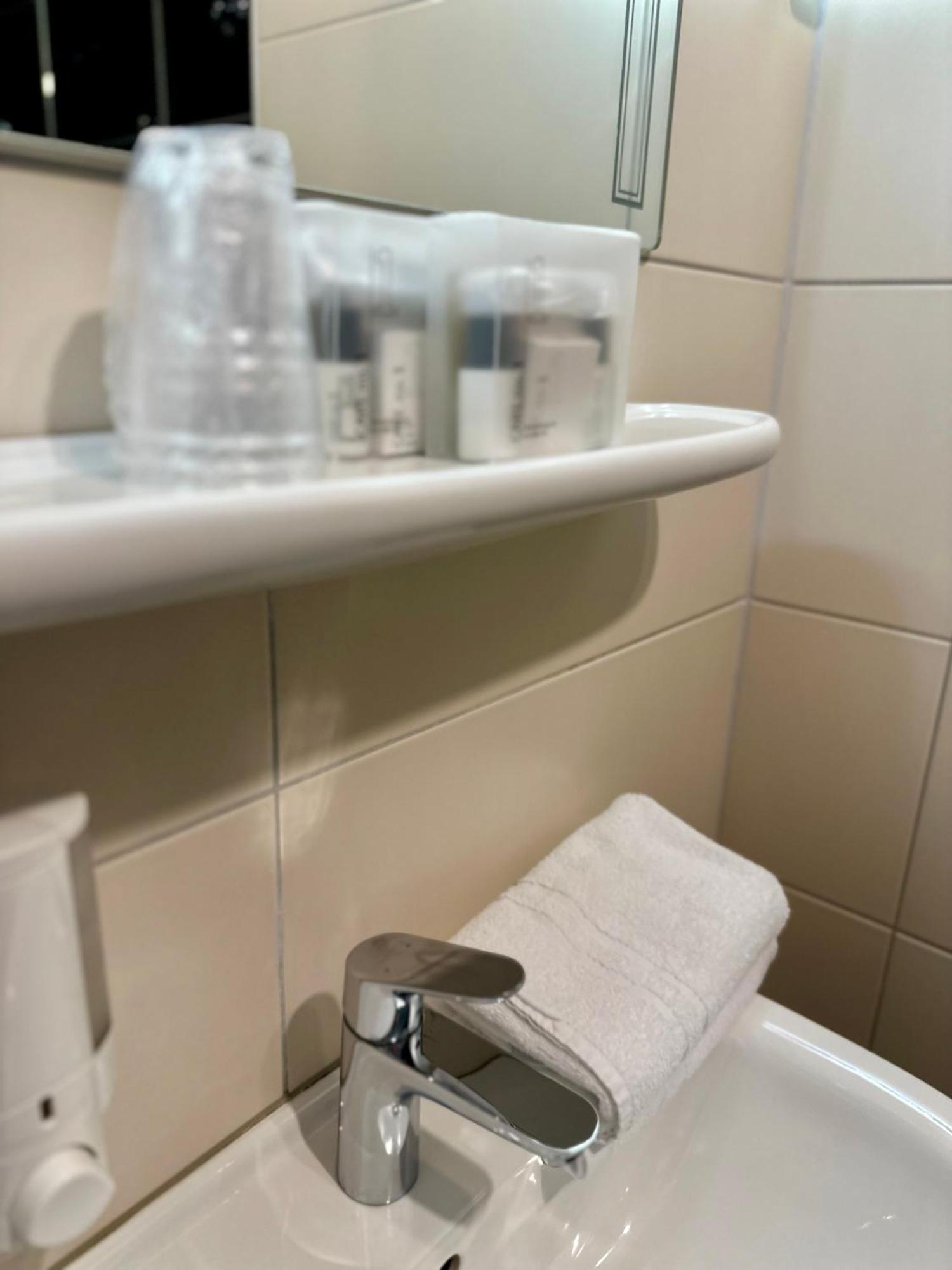 City Hotel Hotel 3*